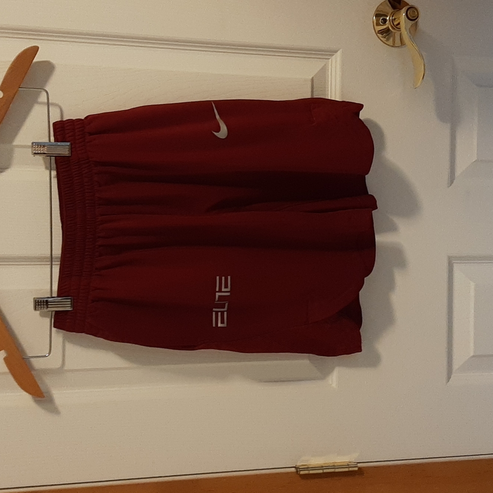BOYS NIKE SHORTS